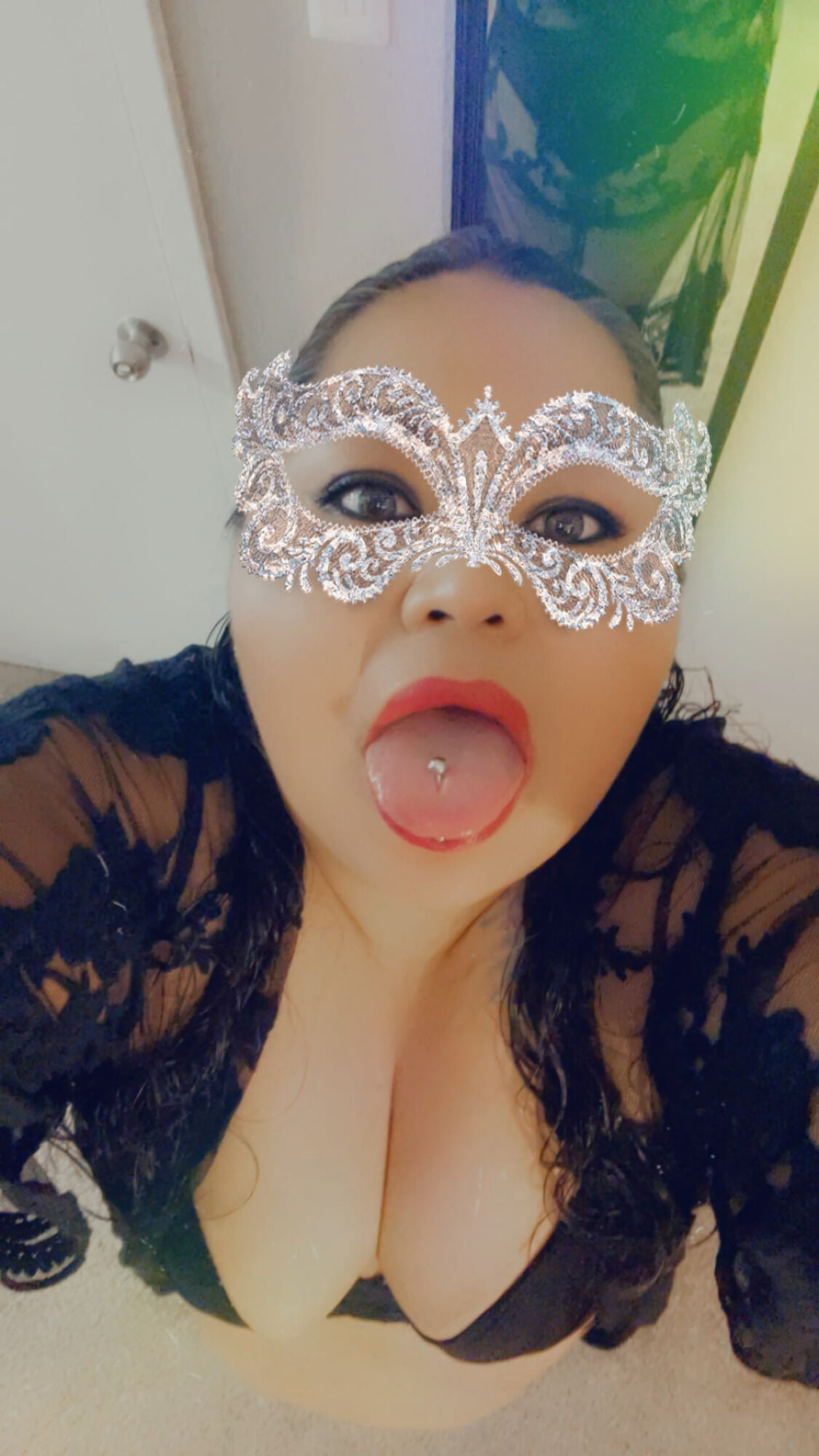 I have a tongue piercing because I want to give you some ora