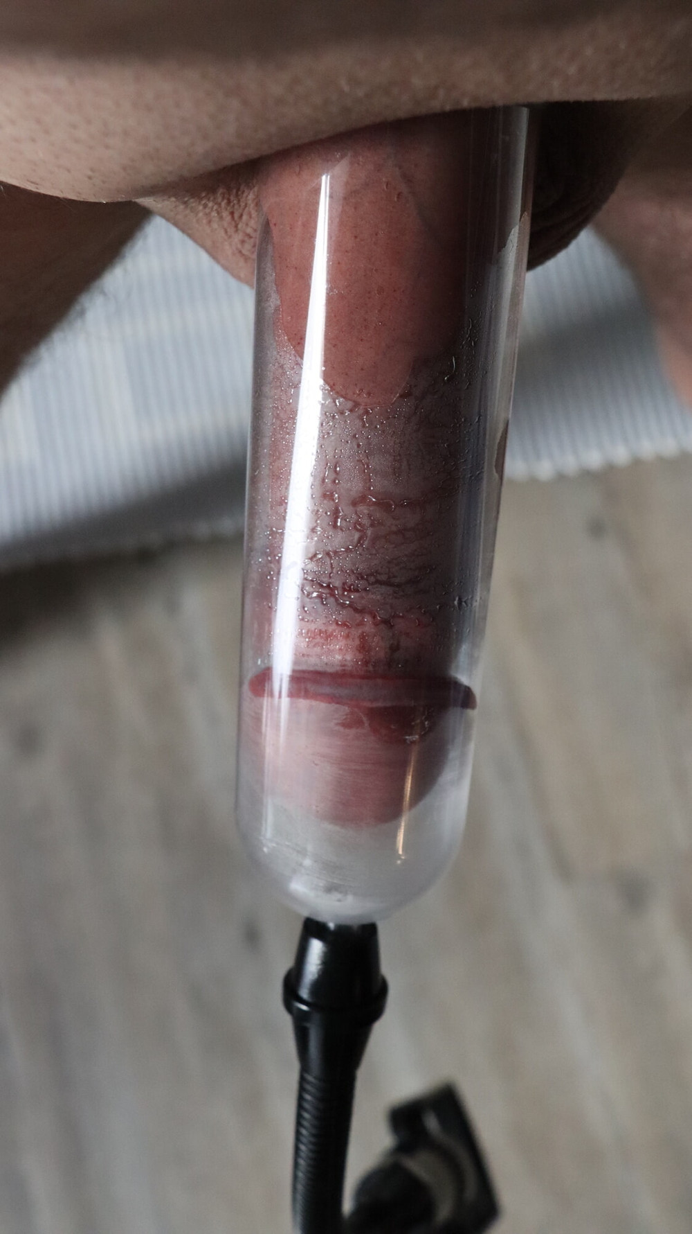 i loved to show my dick, listen and enjoy #16