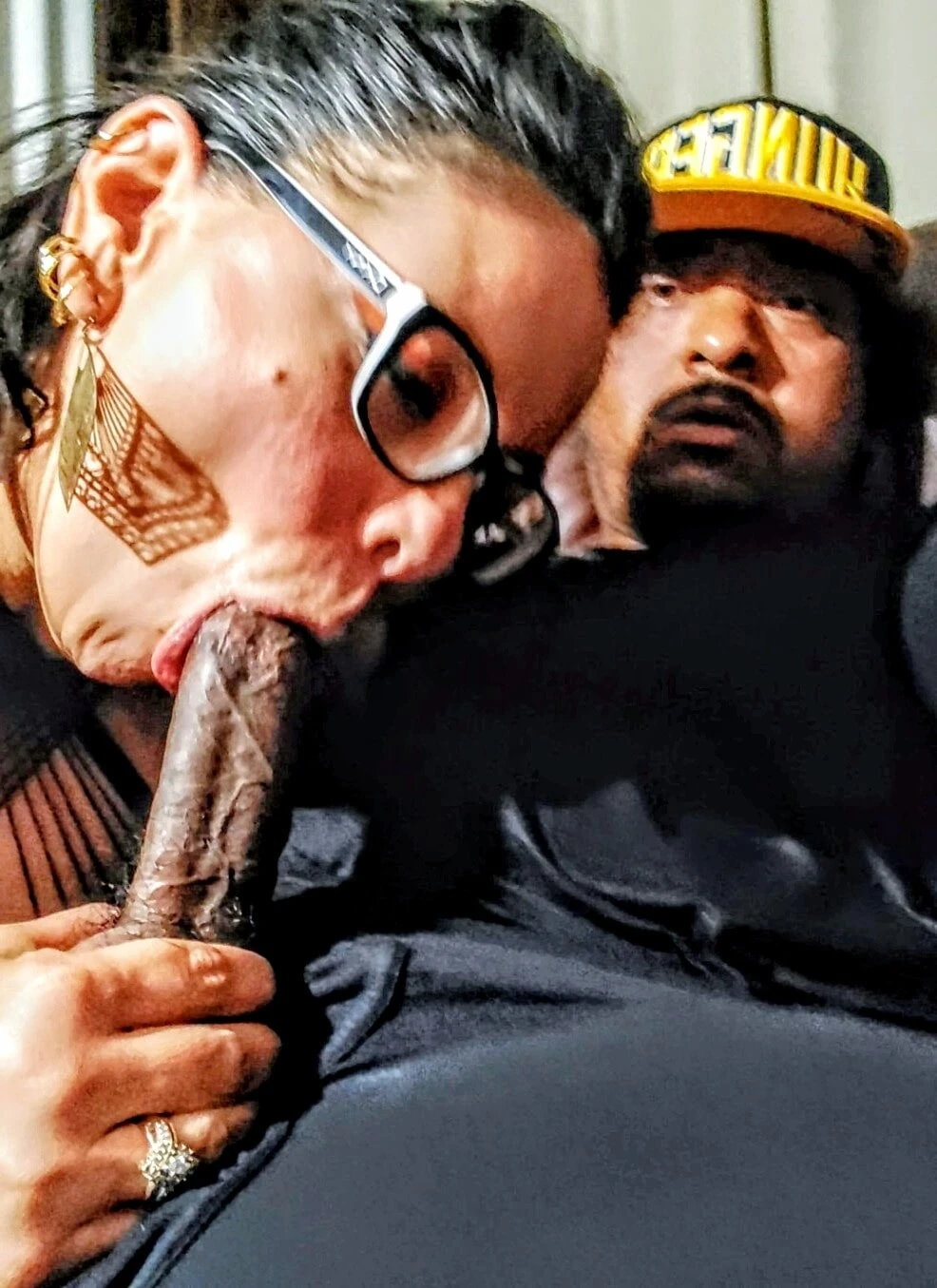 Blowjob addict Throatzilla 