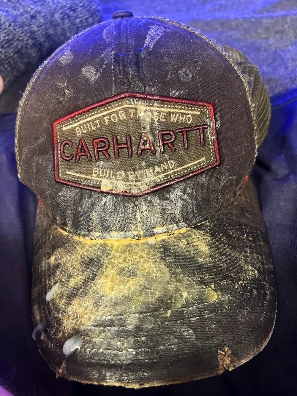 Jizz tagging a Carhartt Cap #27