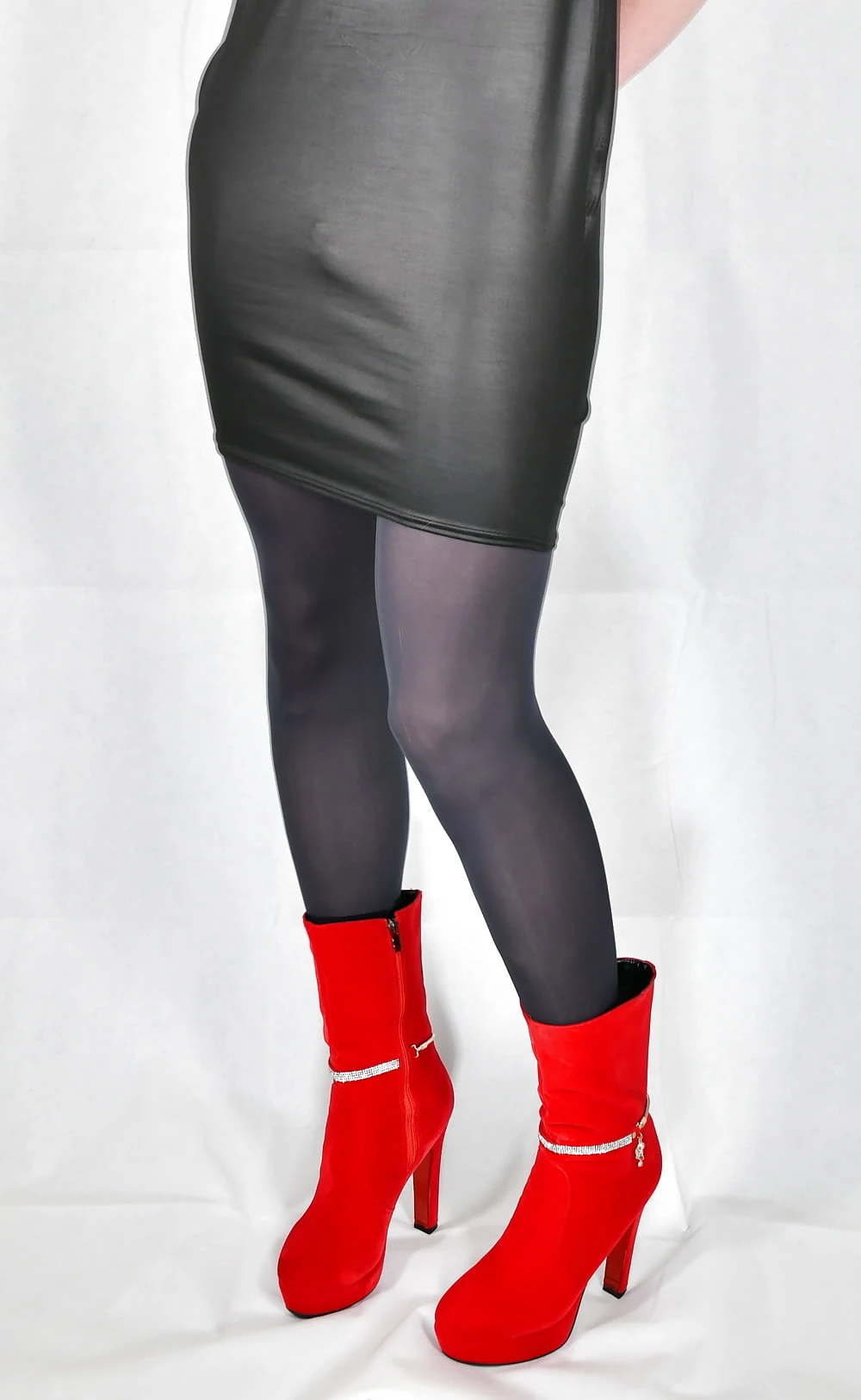 Red Heels #19