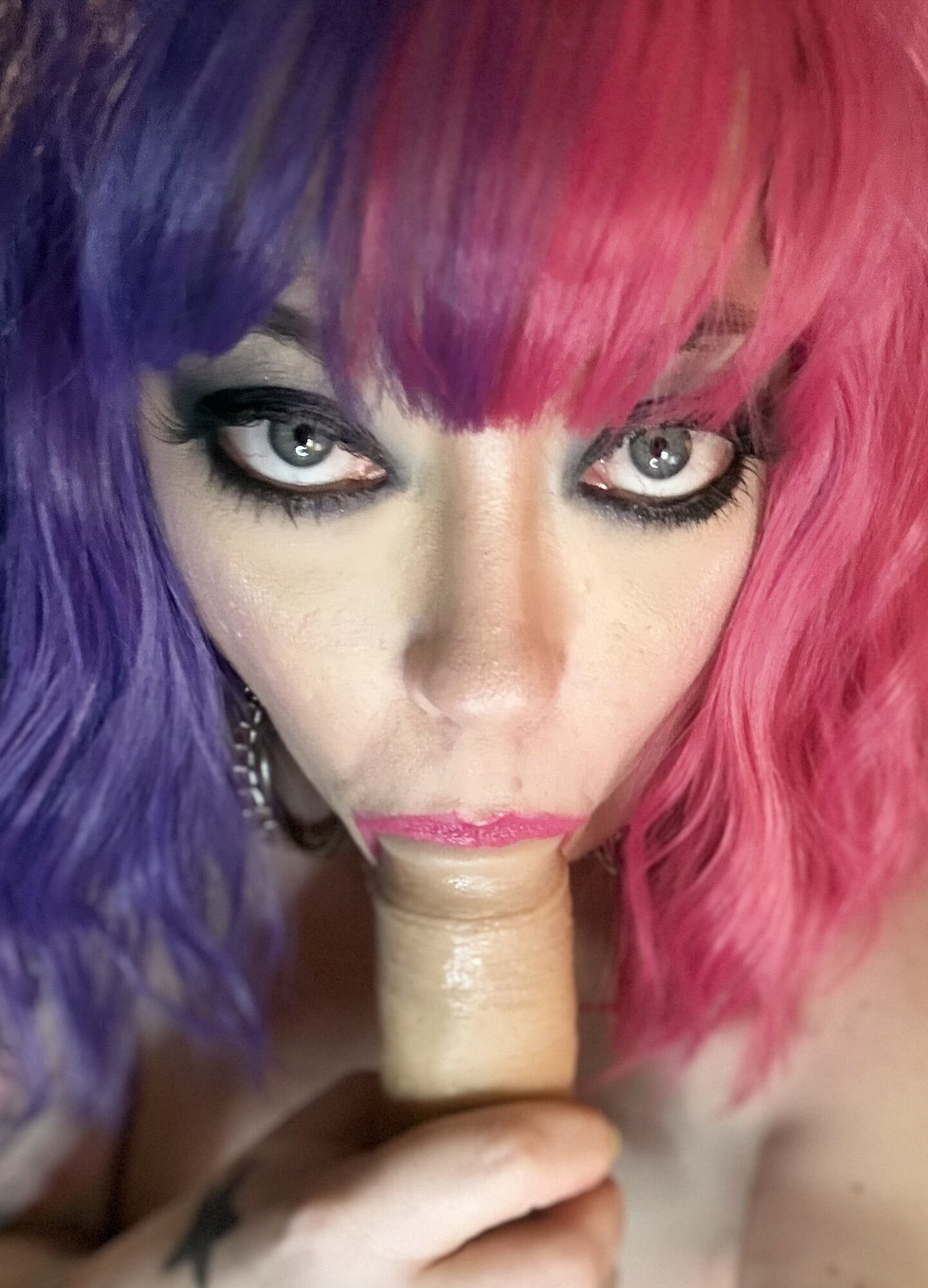 Tina Snua Selfies #105