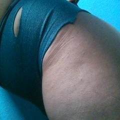    My money               caliente  mostrando  para   
