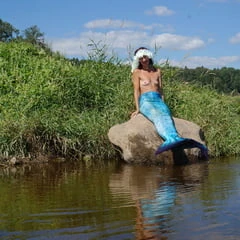 Mermaid  on boulder