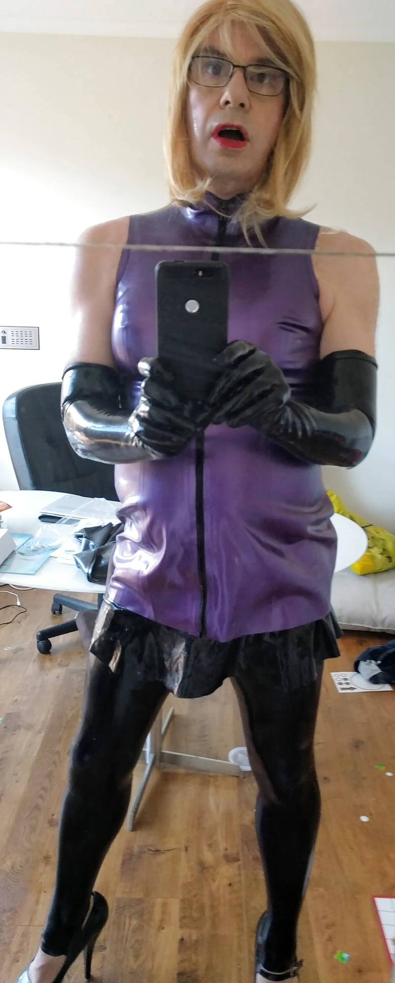 Purple latex with anal plug and pumo #6