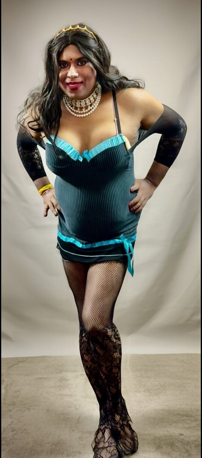 Verronika Desi Trans Model Photo Collection #25