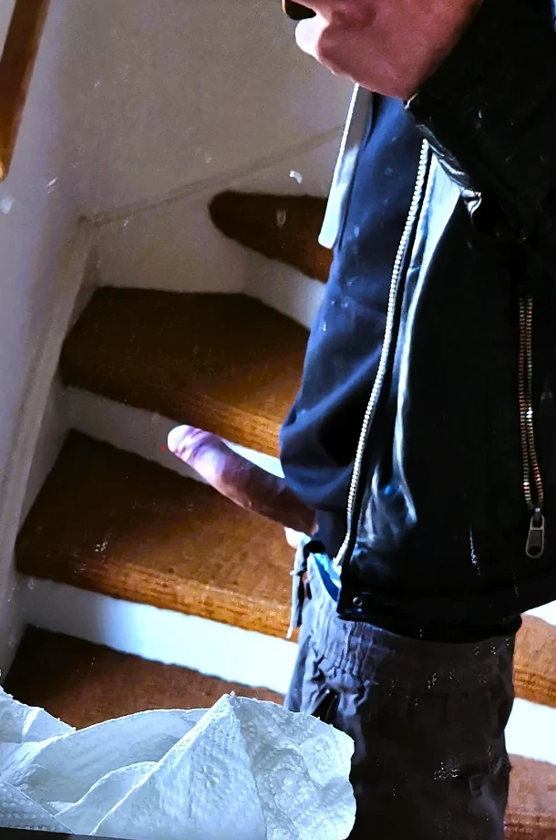 40 Pictures of My Hard, Throbbing, 7,5 Inch, Twink Cock #15