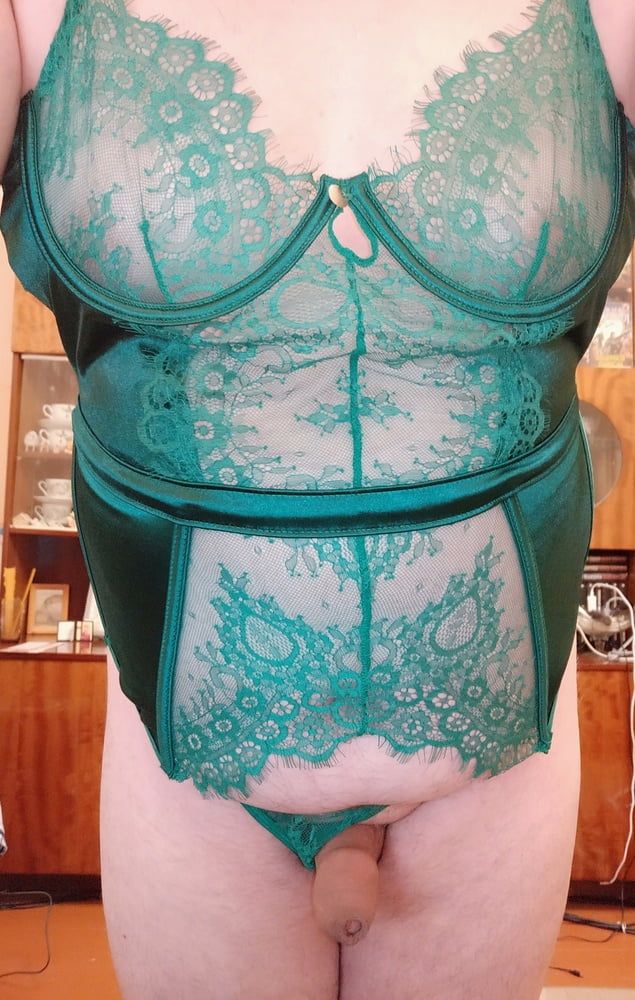 my new green lace corset #15