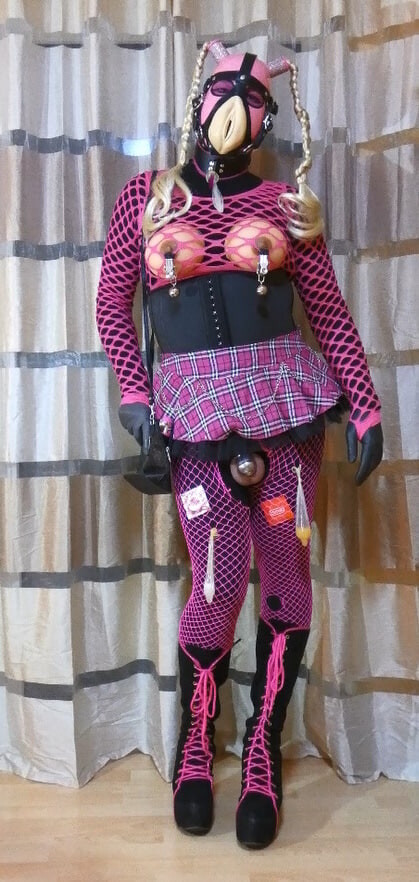 Monique with cuntmask #7