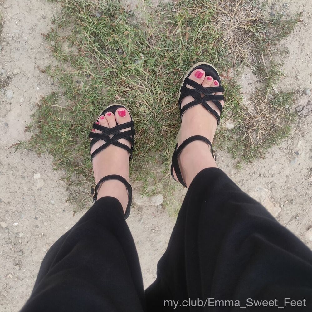 Emma Sweet Feet Free Photos #6