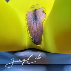 Some Juicy Labia Pics 