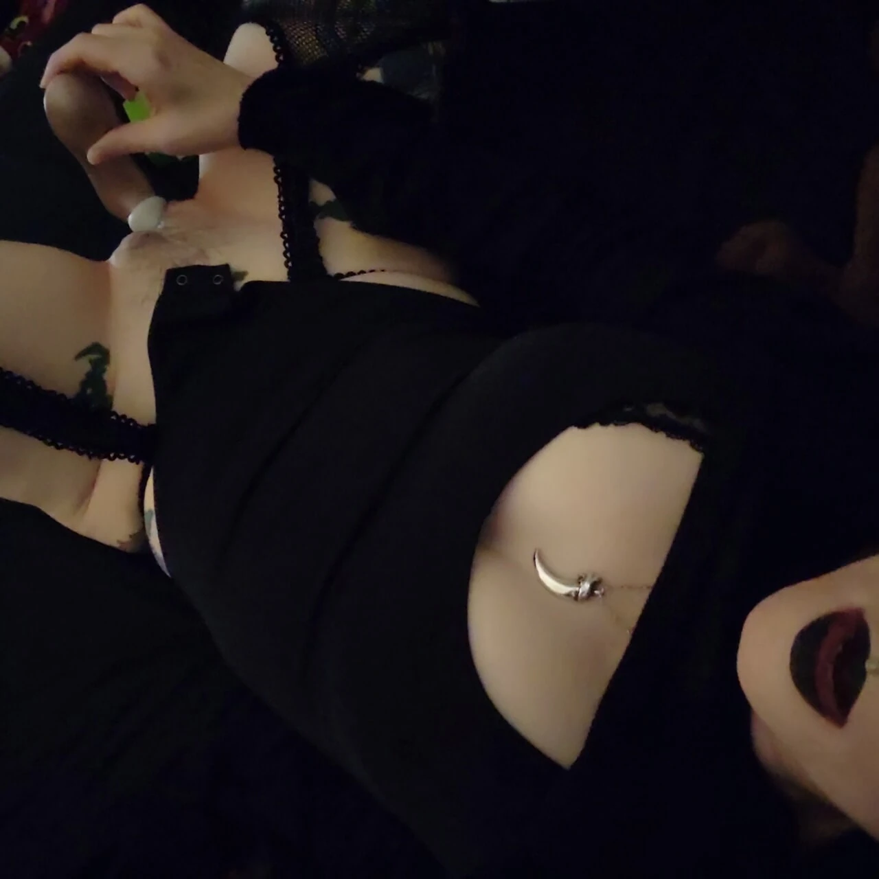 Black Fishnet Sunday #18