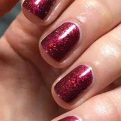 Red nails