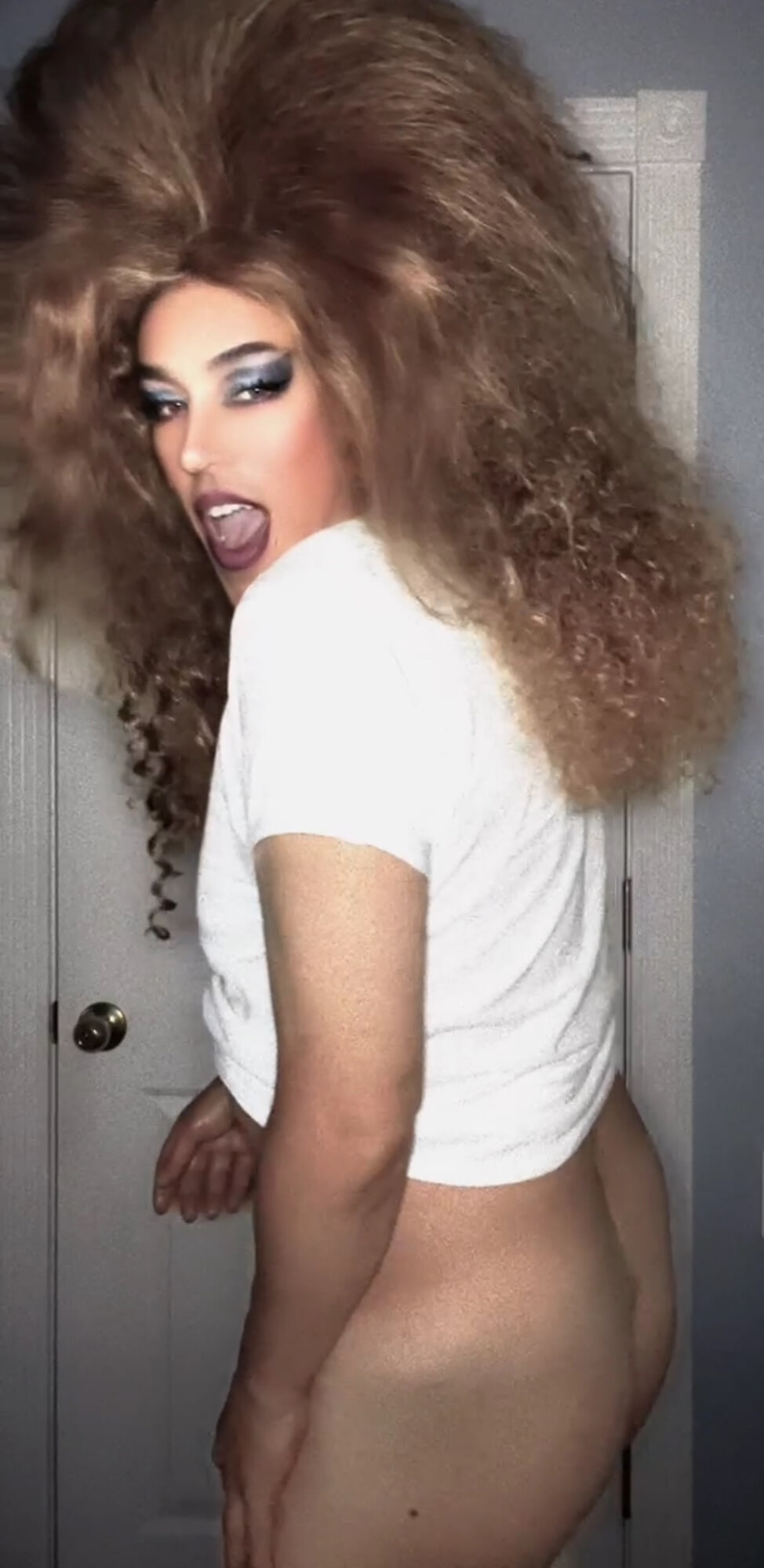 Shelly’s newest video stills  #7