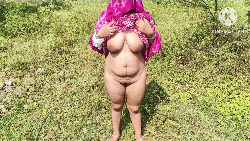 Indian aunty Hot Boobs  #2