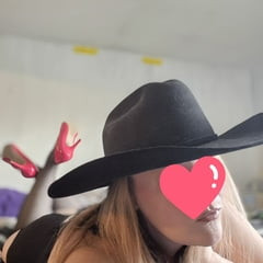 Sweetchecks loves her cowboys