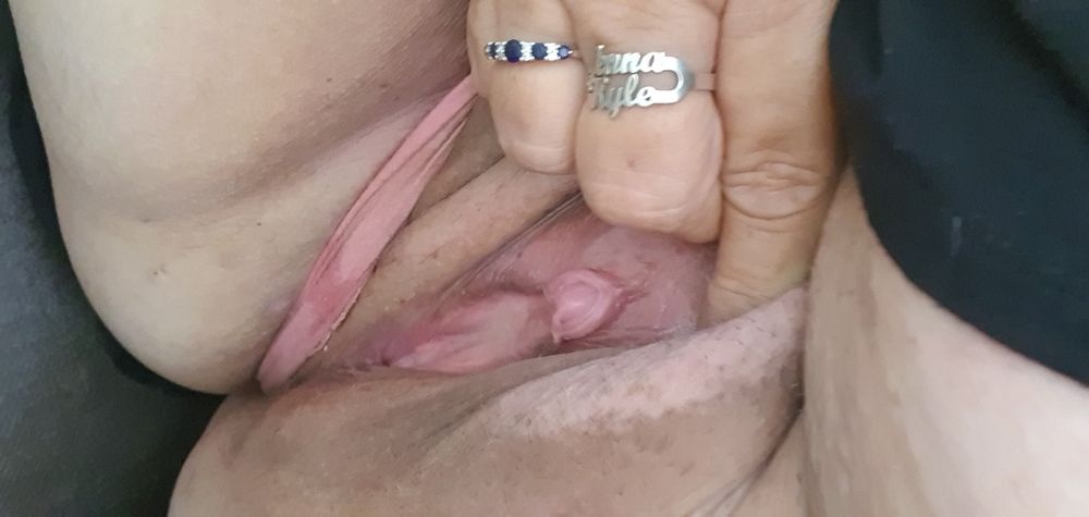 Mama&#039;s pussy #7