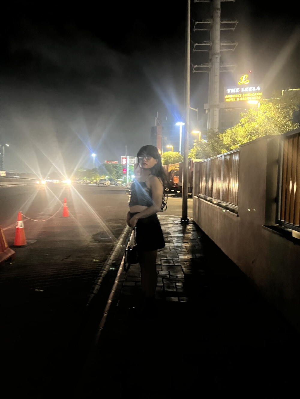 🍒waiting for cab #7