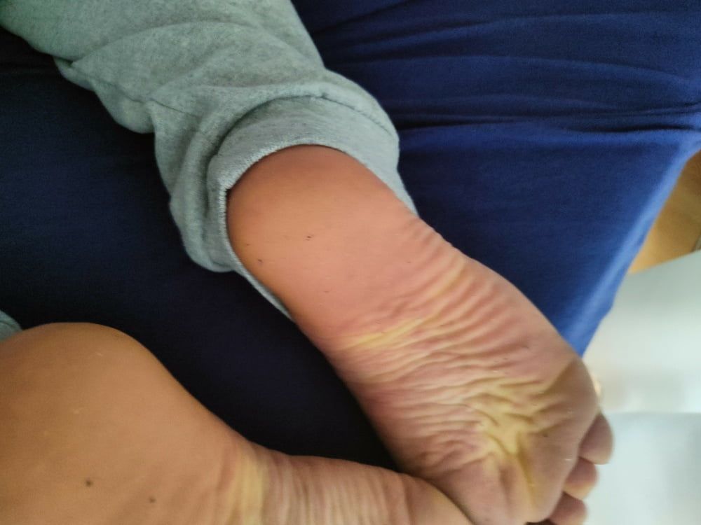 Hornychubby feet soles wrinkled Barefoot  #28