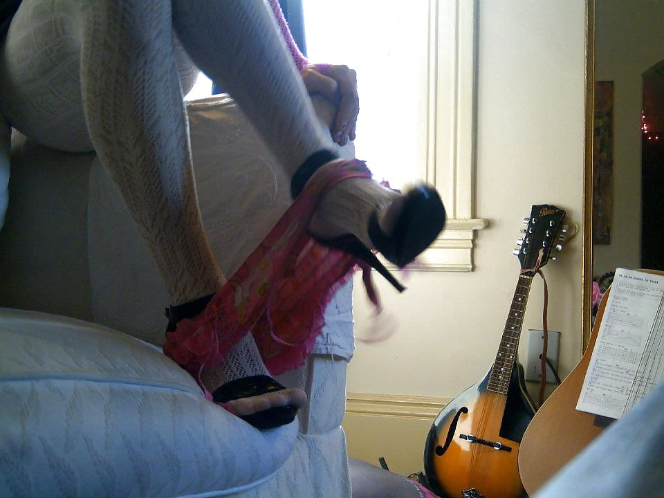 Frilly lil pink fuc pony girl ass up. #32