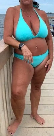 fuck toy bikini pics         