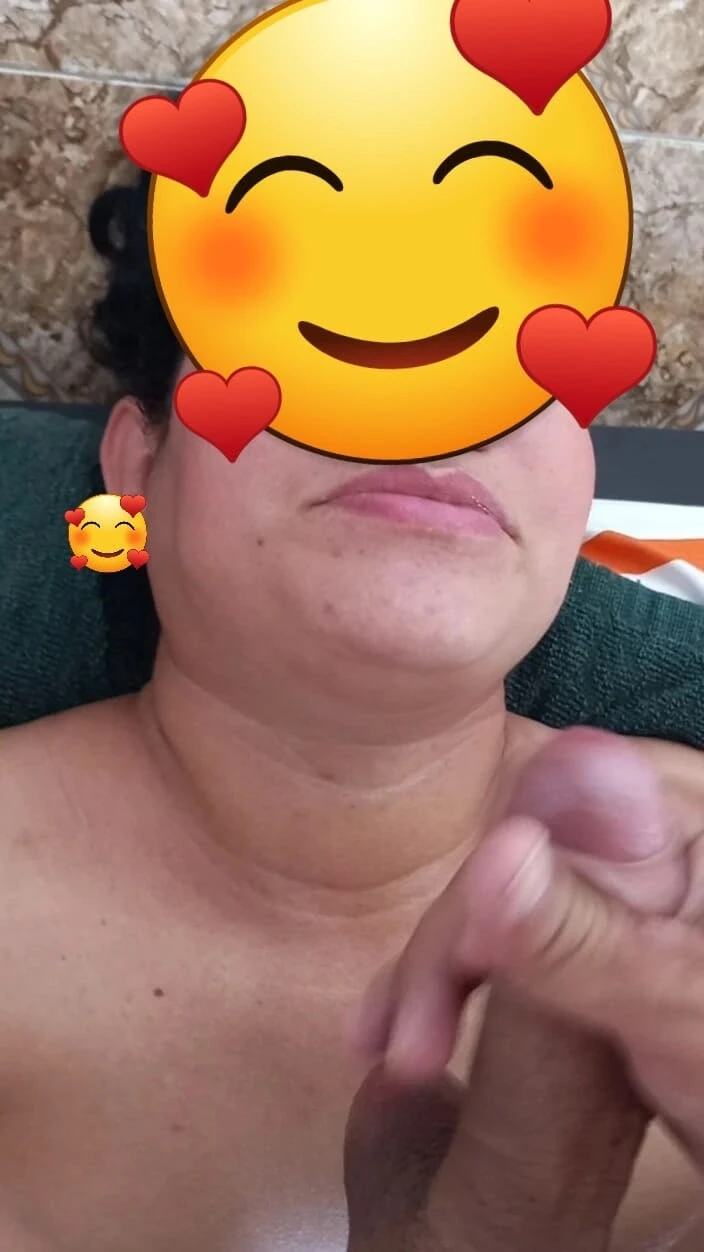 Gorgeous Desi Mature Takes It All – Throat and Ass