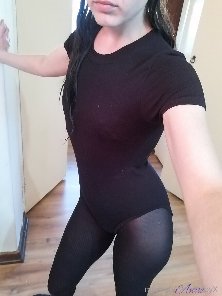 Anne Free Photos #3