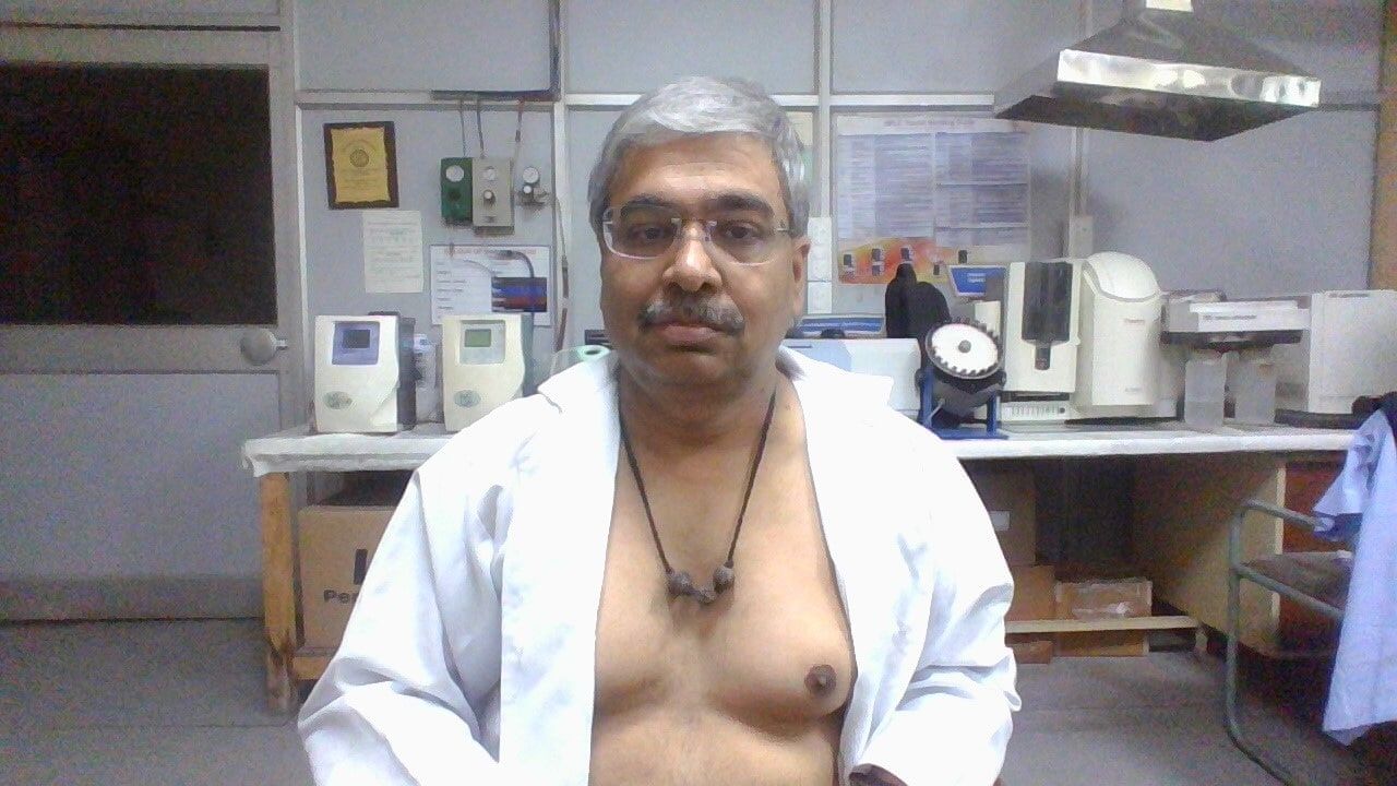 Me nude in my lab  #6