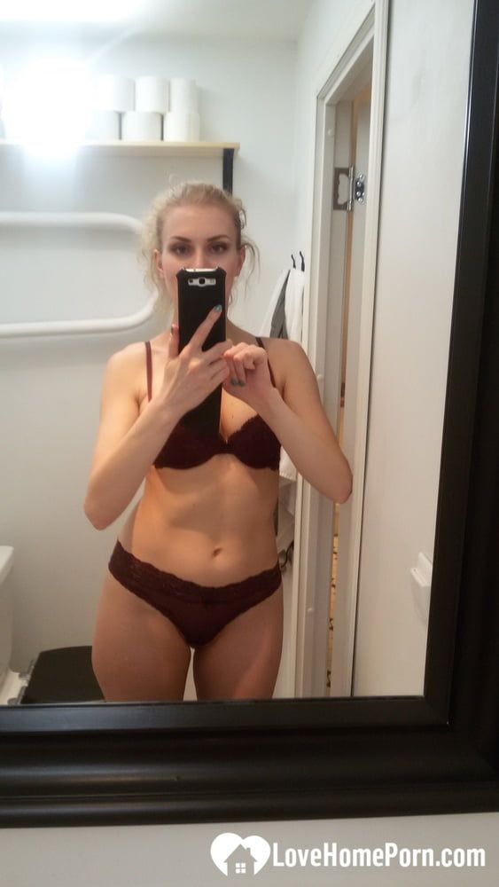 Blonde hottie knows how to take great selfies #7