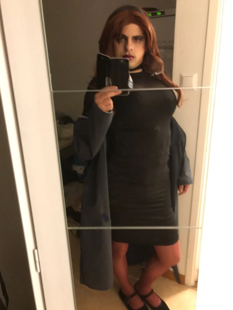 AmandaLeFey goes out to party #11