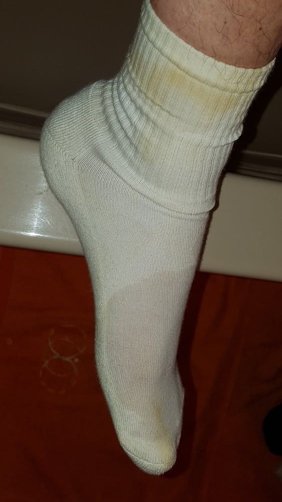 My white Socks - Pee #53