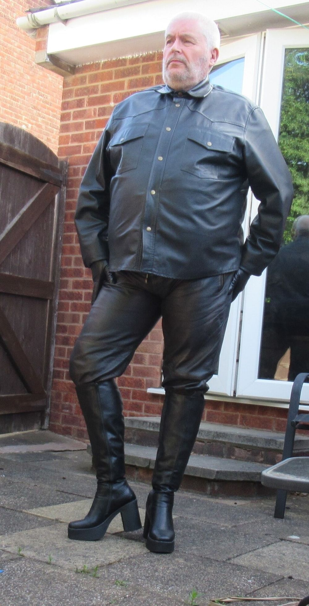 Full leather outfit #2