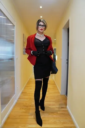 shemale crossdresser trans milf         