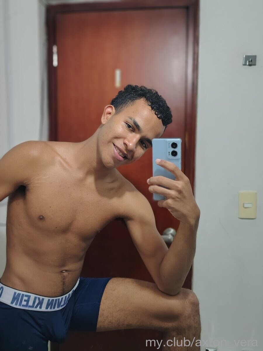 Daniel Vega Free Photos #13