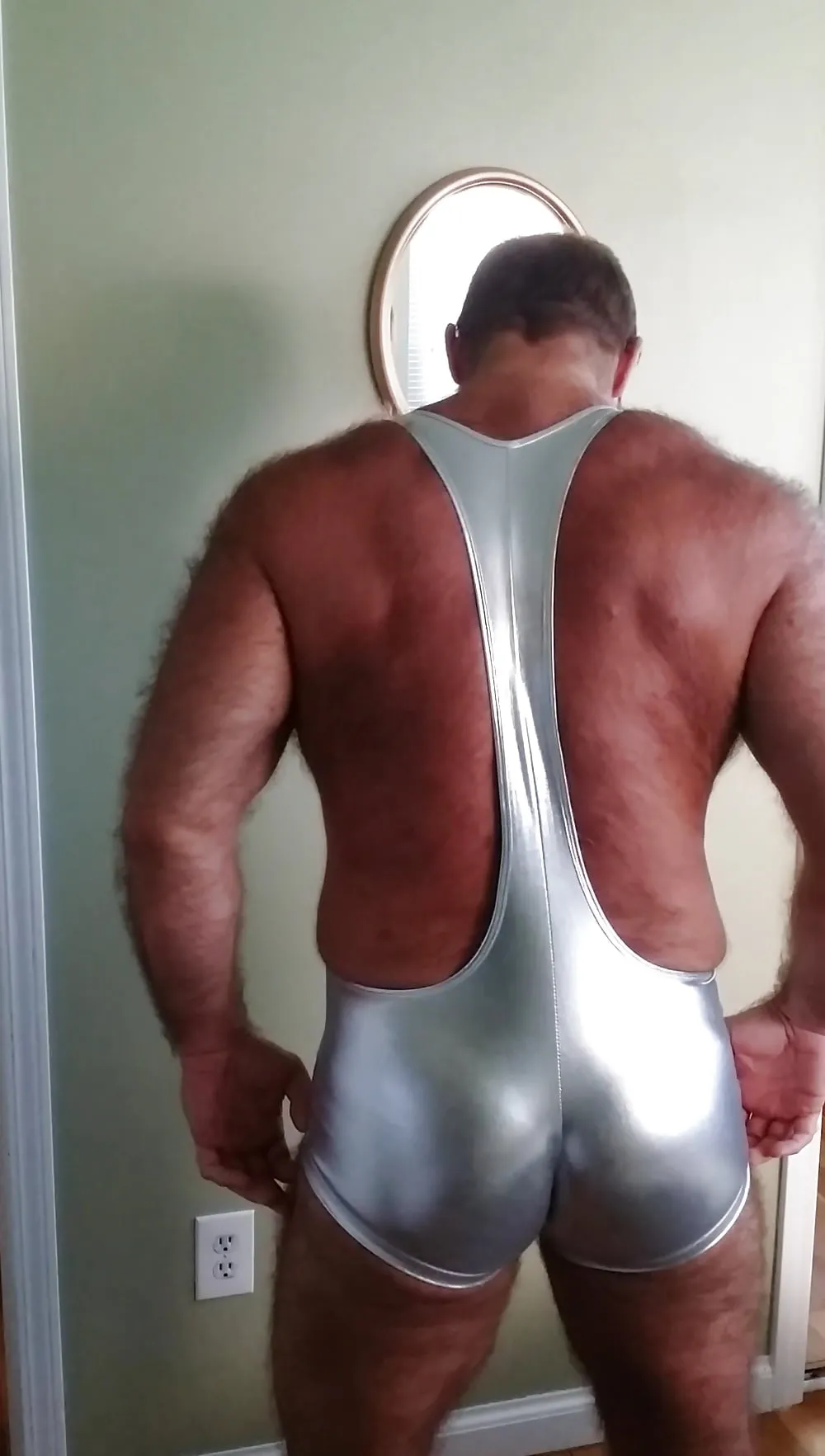 Silver Singlet #20