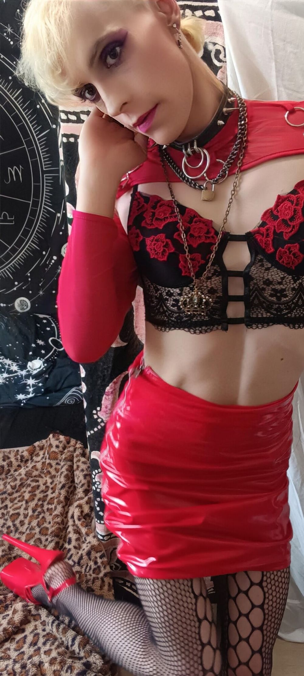 sexy trans in red need a daddy #3