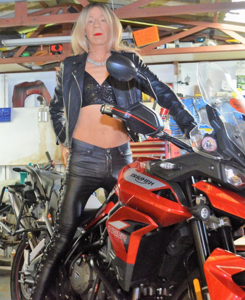 109 Alesssia Travestita on Triumph Tiger #14