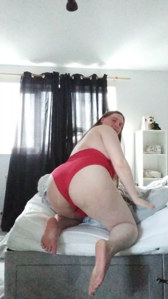 My enormous BBW curves in a sexy red singlet! #30