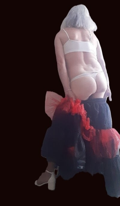 rouge vetue #16