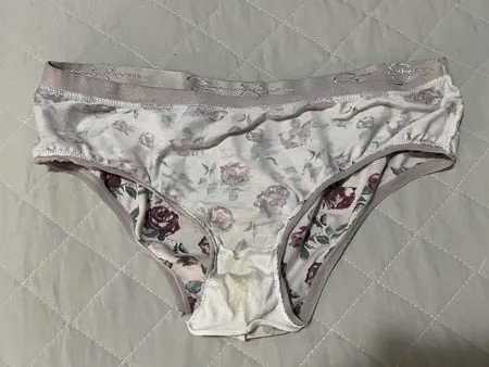 her dirty panties         