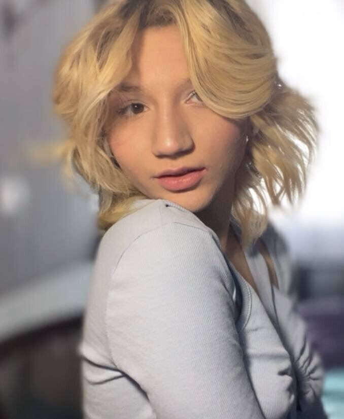 Leya Free Photos #10