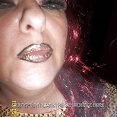 GOLD QUEEN SLUT PT2