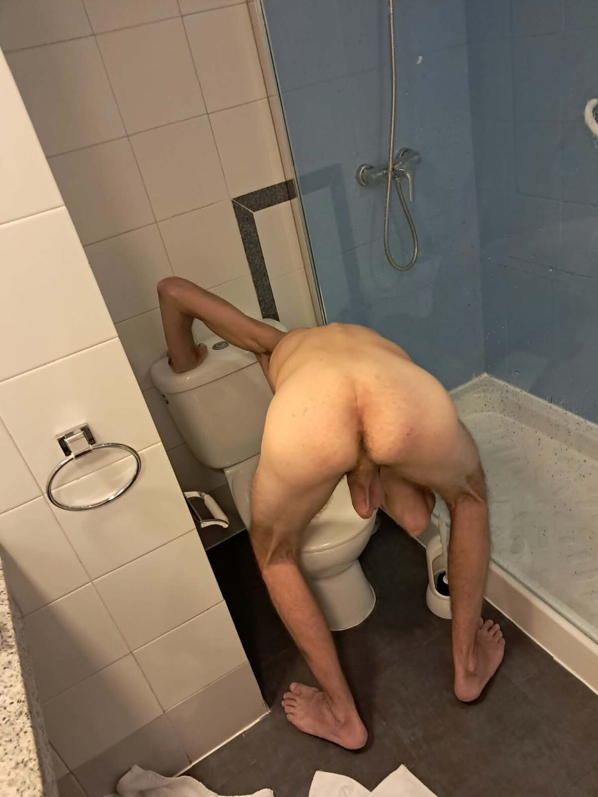 Naked plumber 🪠