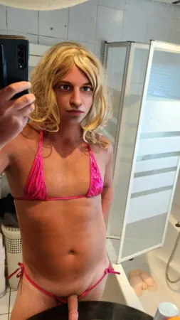 dutch sissy crossdresser tgirl barbie famkejames         