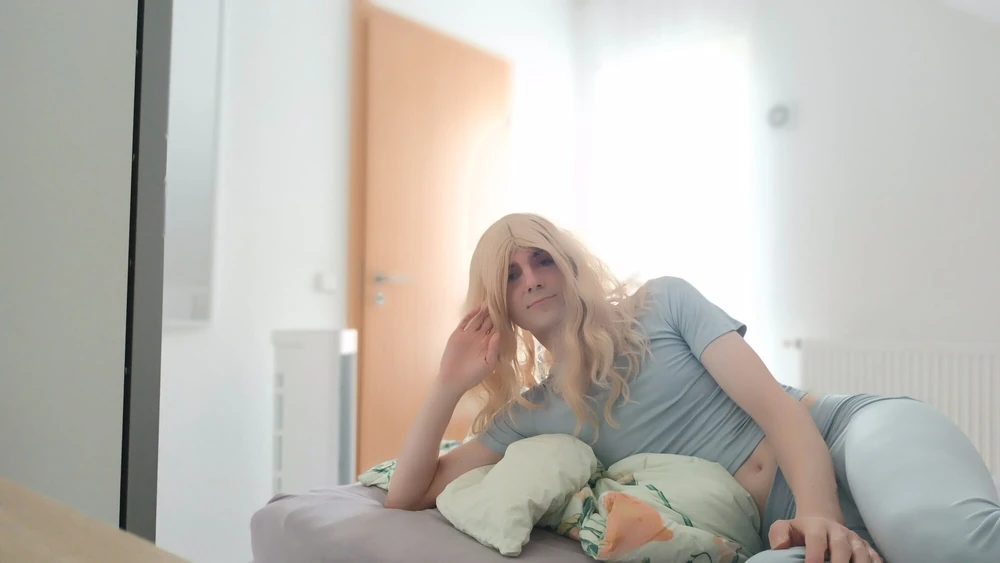 Melissa at home #4