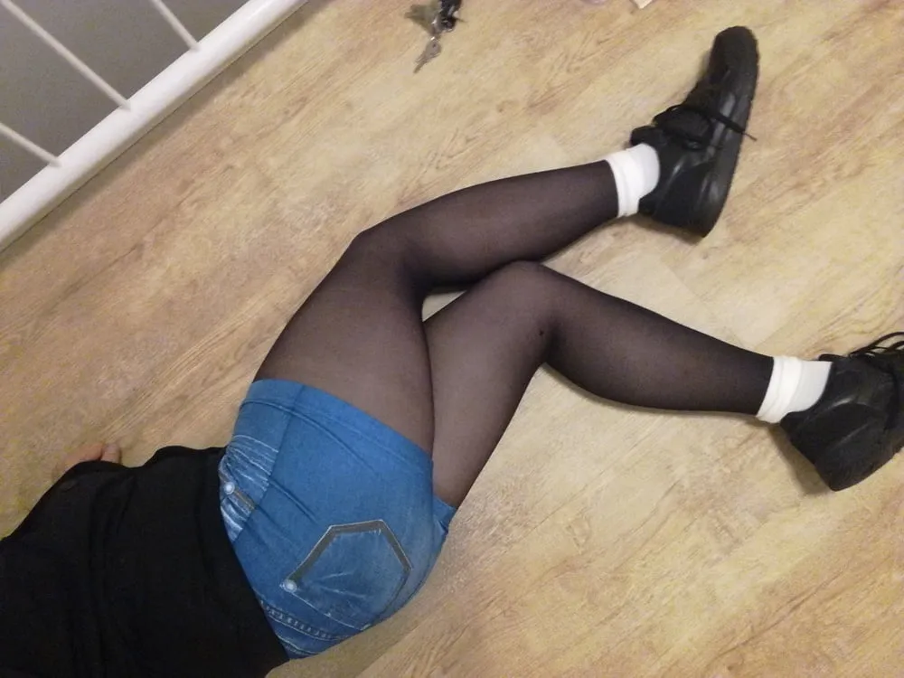 Pantyhose, white socks and hot pants #6