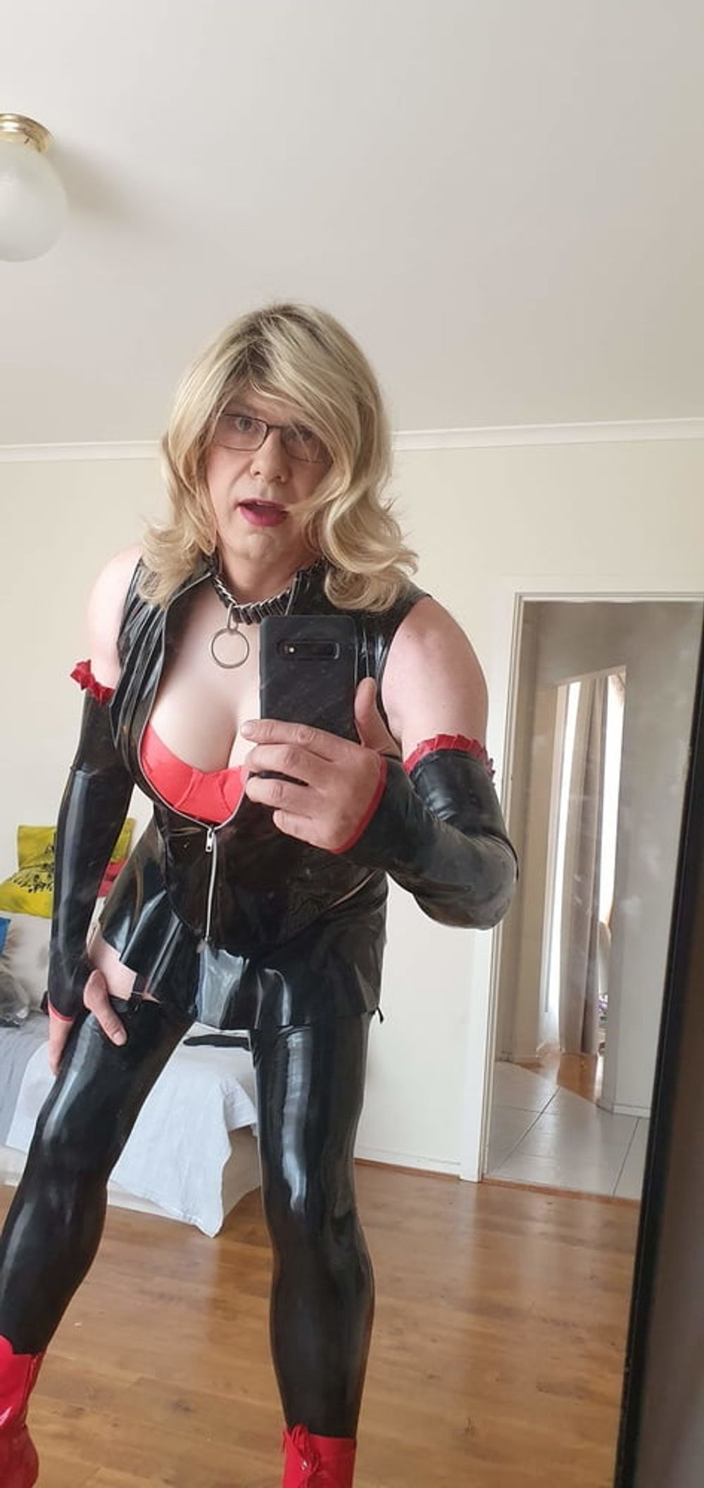 Hot Rachel in PVC and Latex #35