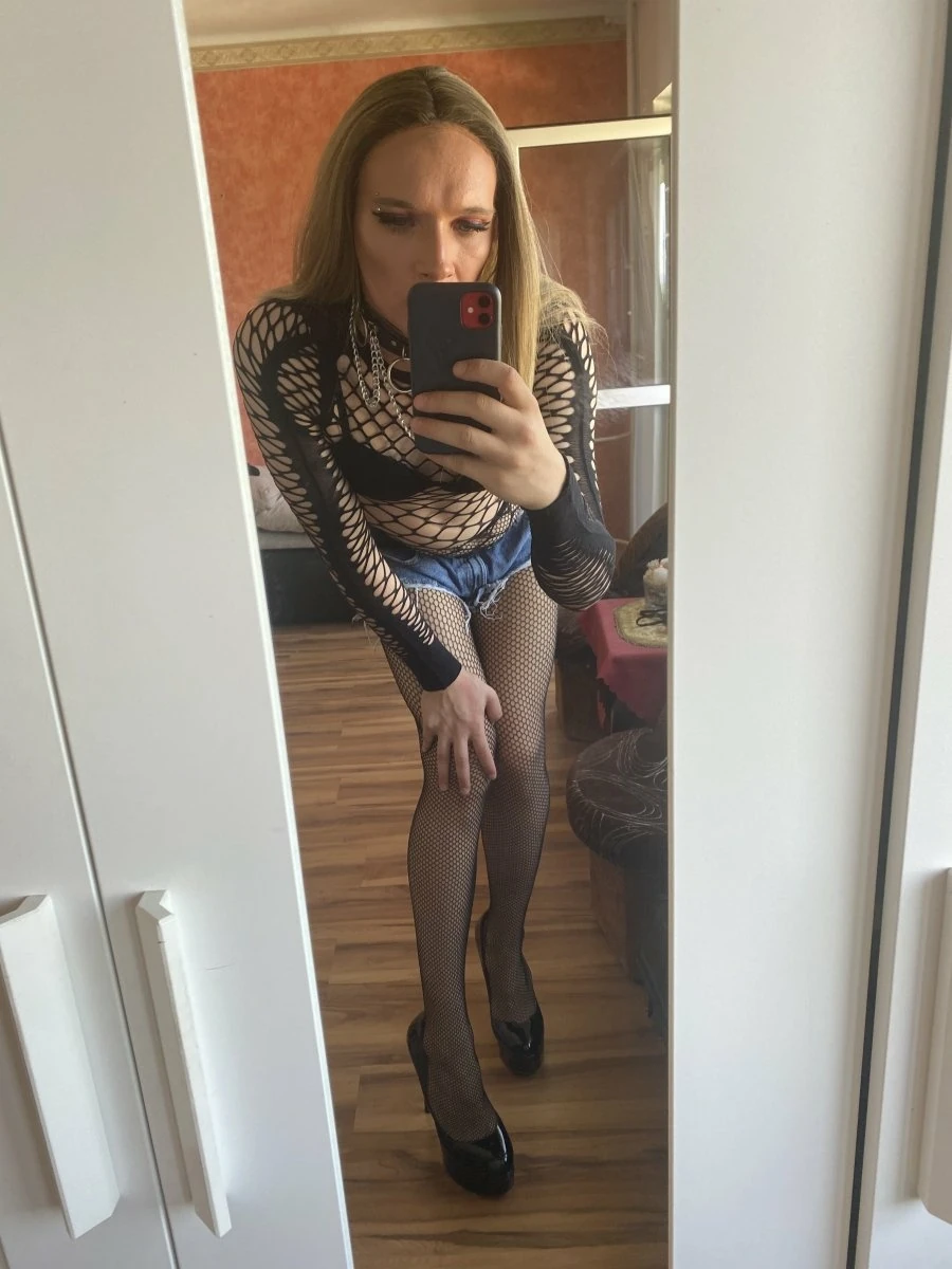 Sexy tranny #2