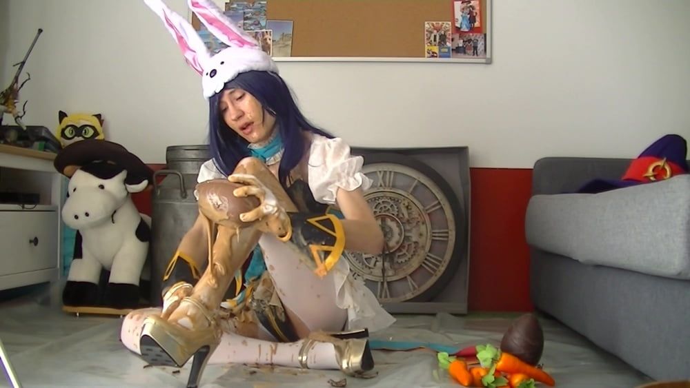 Lucina messy chocolate Easter cosplay trap #6