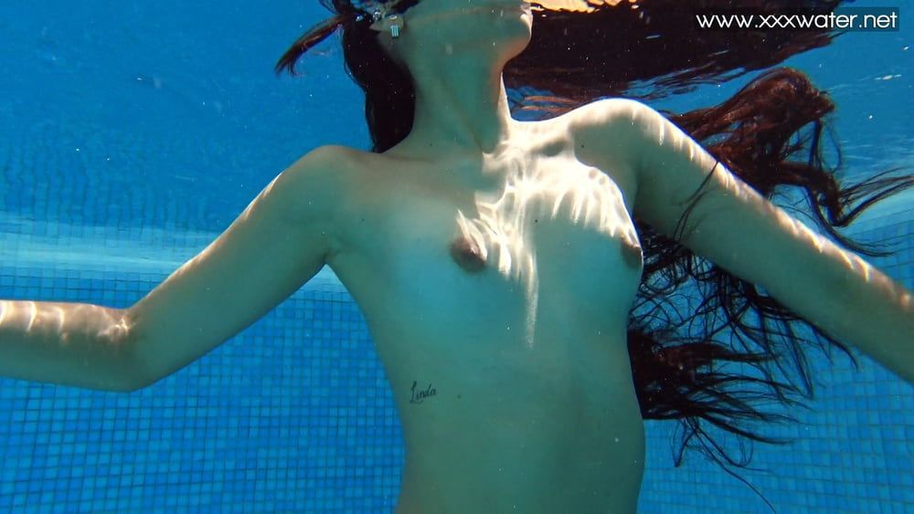 Andreina De Luxe Pt.2 UnderWaterShow #20